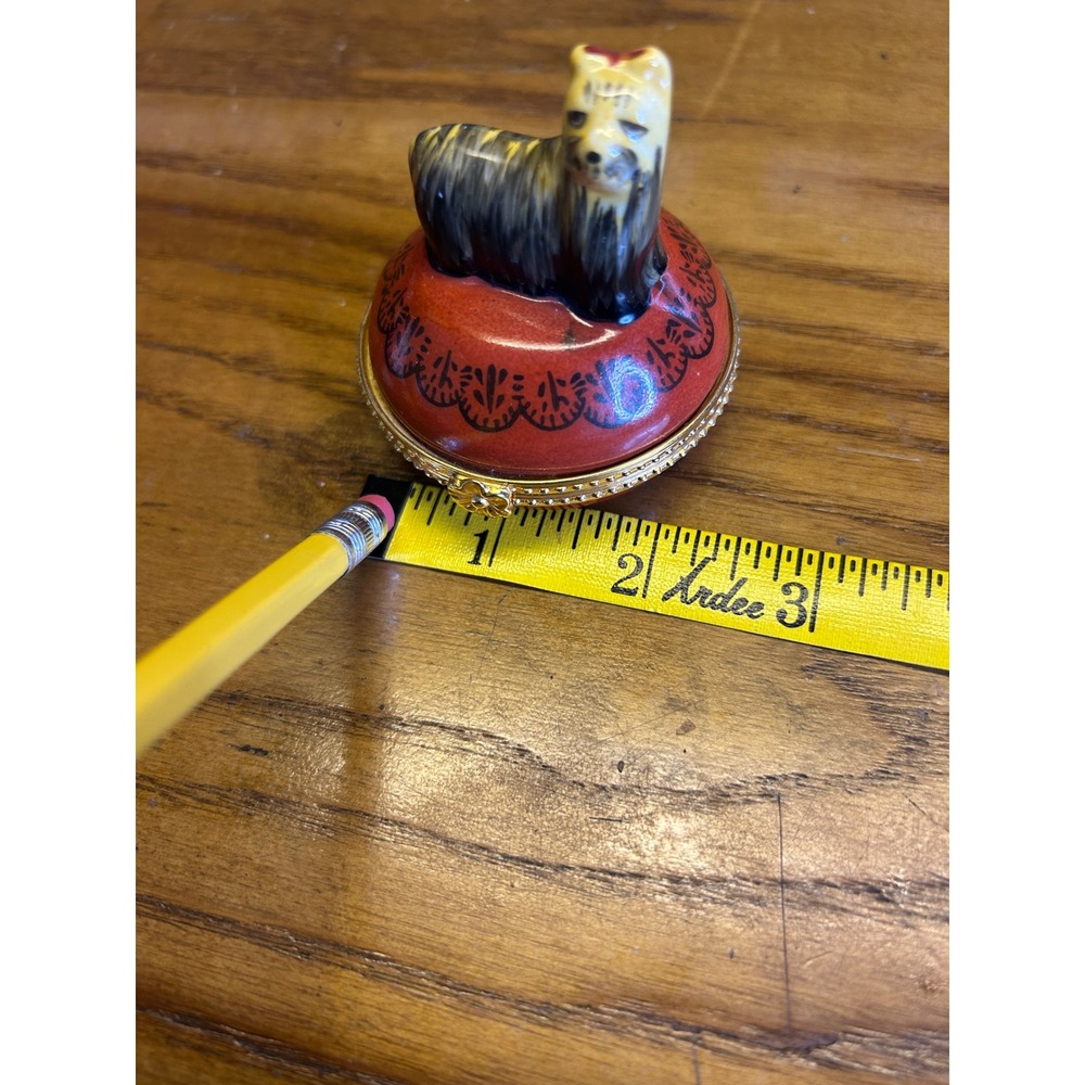 Yorkshire Terrier Yorkie‎ Trinket Box Red Cushion Gold Trim vintage - Picture 7 of 12